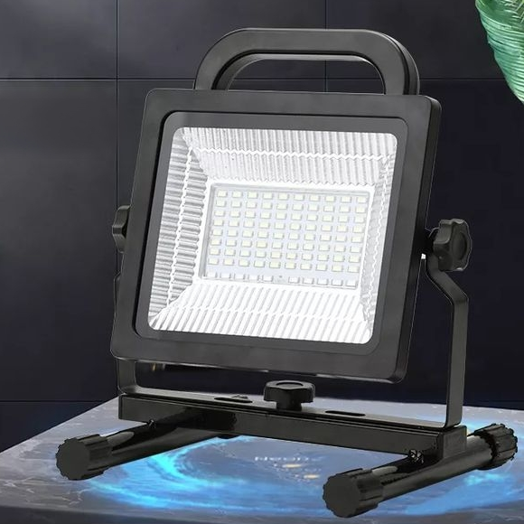 Solar LED Floodlight USB Rechargeable Weatherproof with 2000 Lumen Output 1