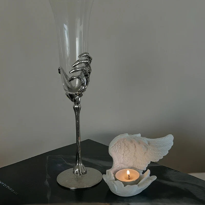 Angel Wing Candle Holder, Resin, 10 x 8 x 6 cm | White or Black | Sculpted Feathers Cast Soft Flickering Light