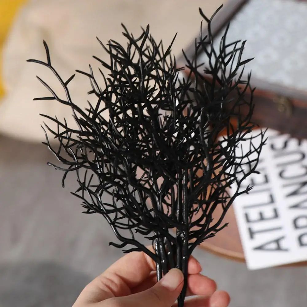 Artificial Dead Branch Decor Set Halloween | 5 Pieces, Antler-Shaped Branches | Non-Fading Matte Black Plastic, Reusable