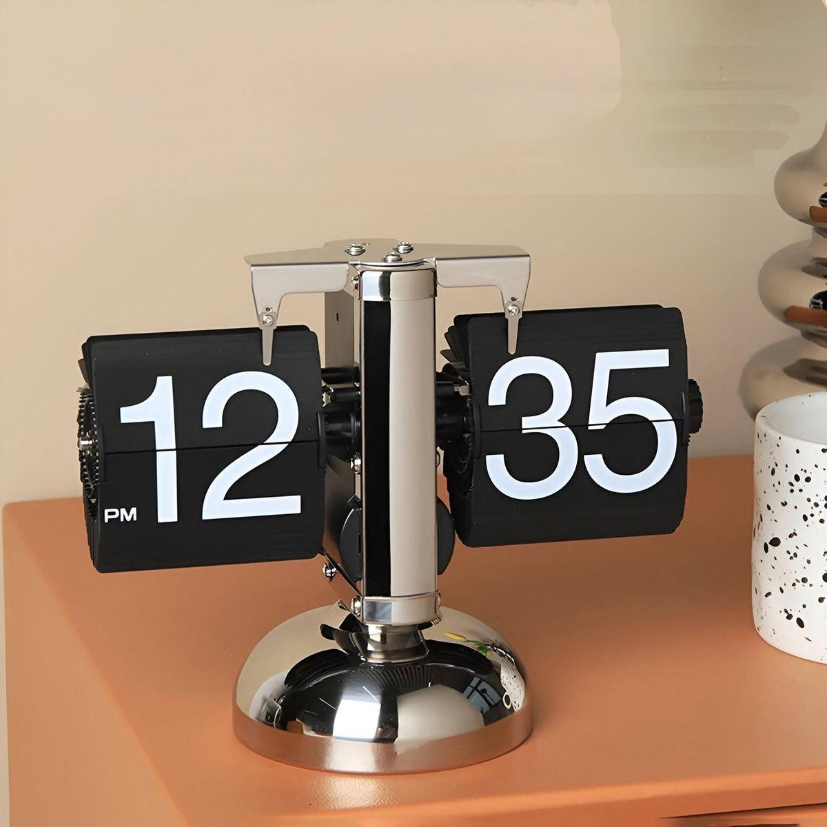 Automatic Retro Flip Clock - Silent, Minimalist Desk Design - Large Digits - Battery-Operated