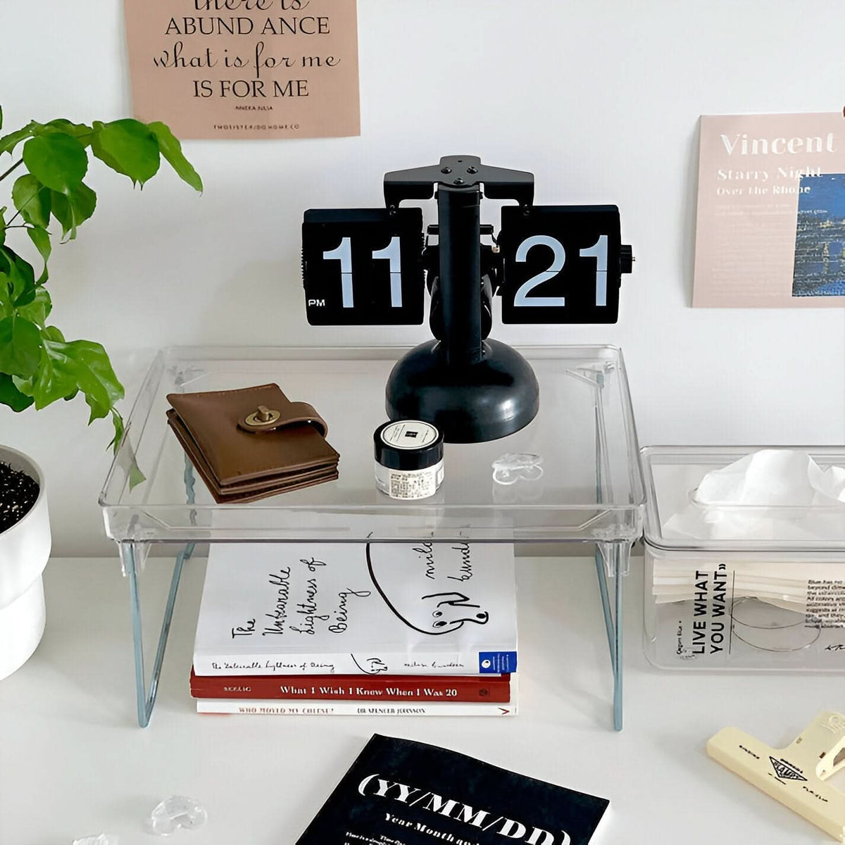 Automatic Retro Flip Clock - Silent, Minimalist Desk Design - Large Digits - Battery-Operated
