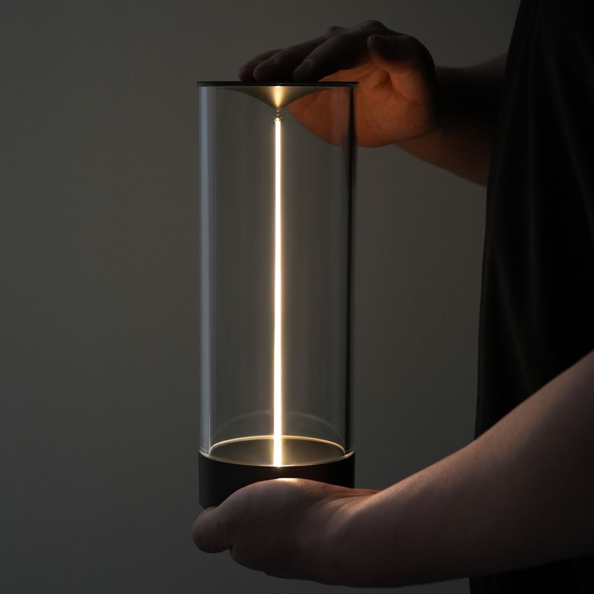 Cordless LED Lamp Rechargeable Touch-Sensitive with Collapsible String