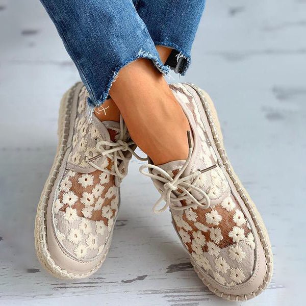 Floral Lace - Lace-Up - Rubber Sole