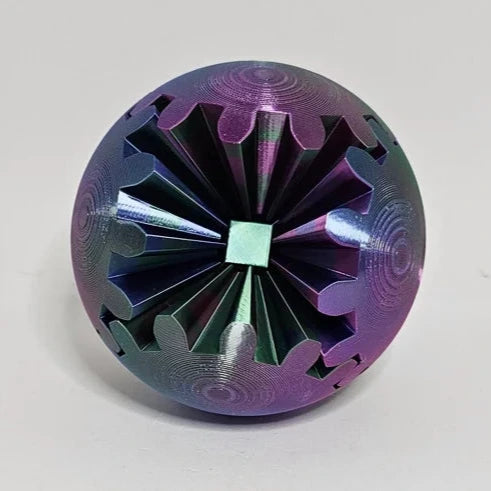 Gear Ball 3D | Printed Interlocking Gear Fidget Sphere with Colour-Shift Finish