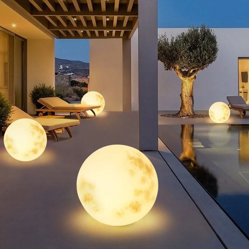 Moon-Shaped Garden Lamp with USB Rechargeable LED - Weather-Resistant Outdoor Light