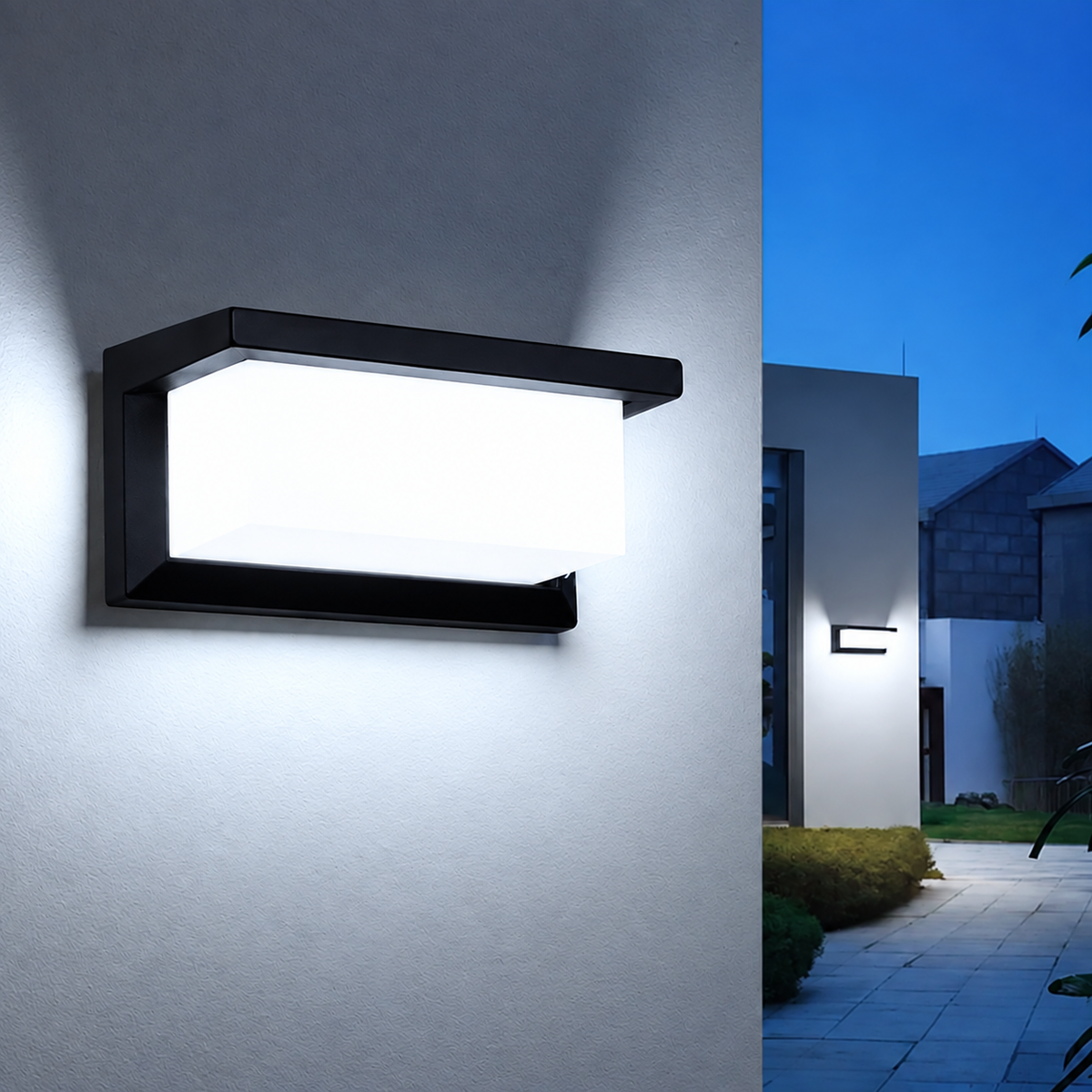 Motion Sensor Wall Light Outdoor Weatherproof Aluminium PC with 18 W LED