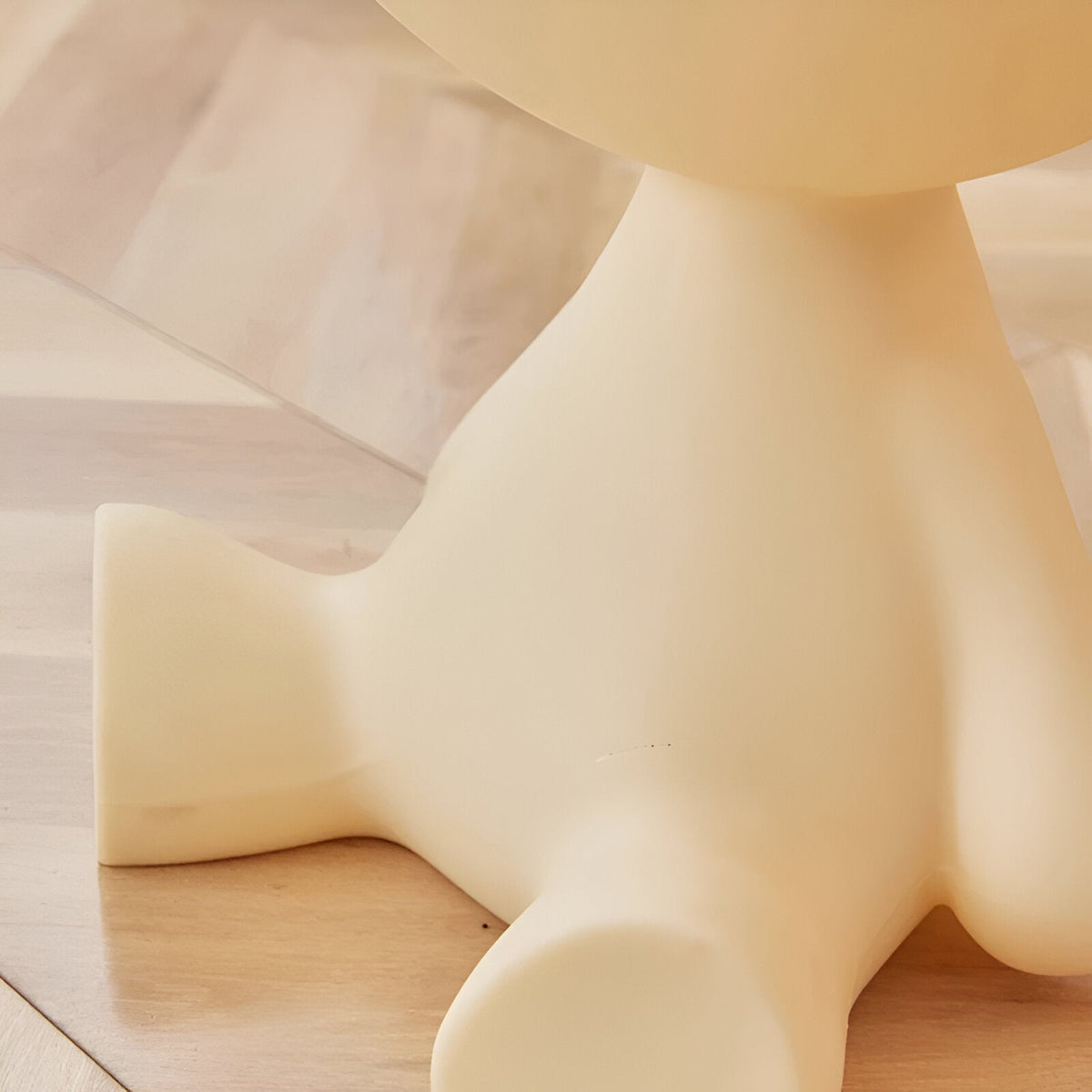 Round Coffee Table | Sculptural Figure Side Table with Round Top