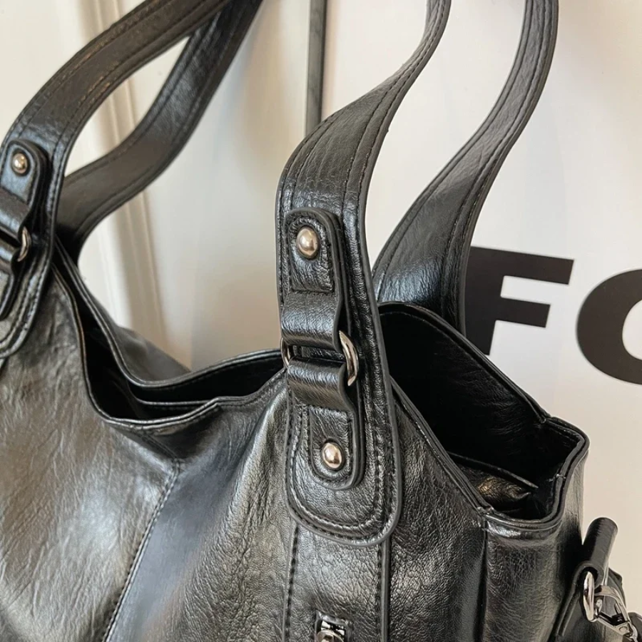 Shoulder Bag - PU Leather - Multi-Compartment - Adjustable Strap - Zip Pockets
