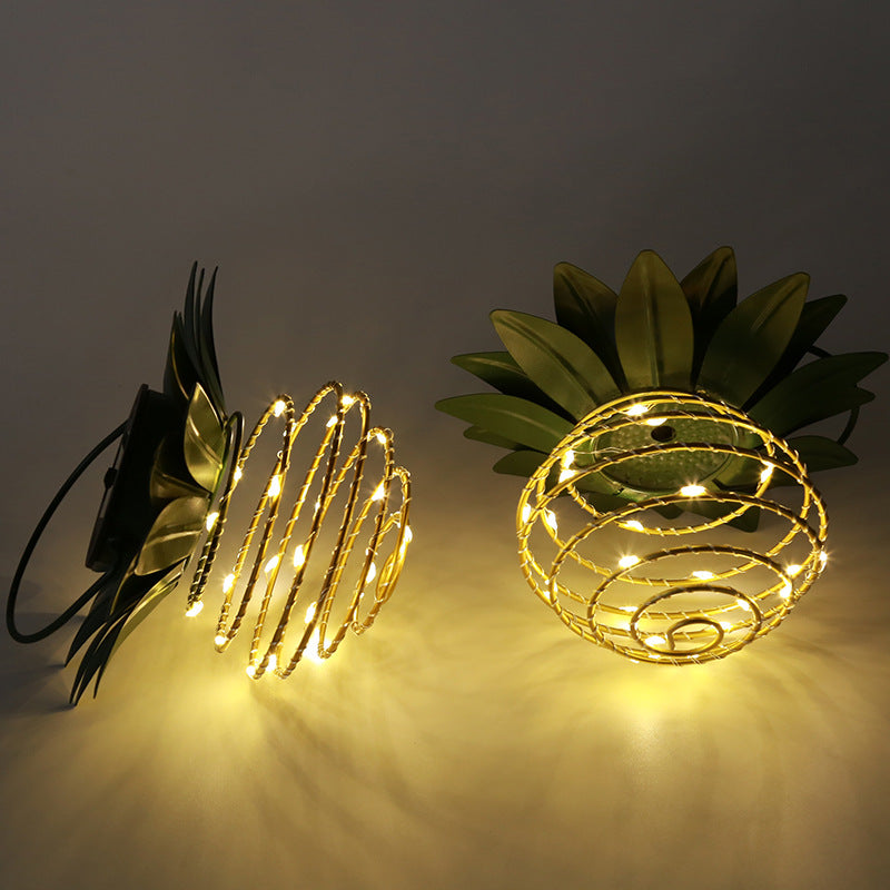 Solar Pineapple Lantern Metal | Hanging Solar-Powered Garden Light with Built-In Panel | Weather-Resistant Outdoor Decor