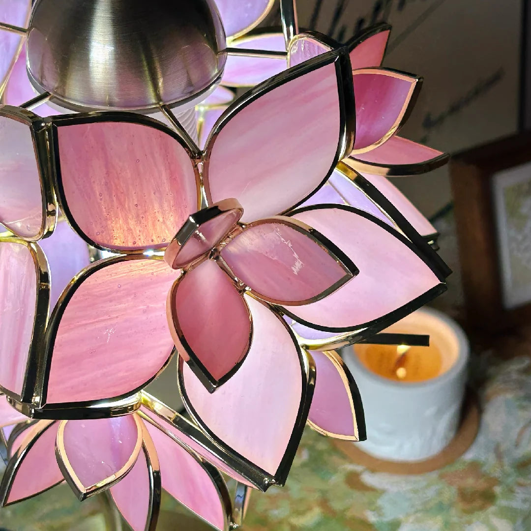 Tiffany_Flowers_Glass_Table_lamp_10
