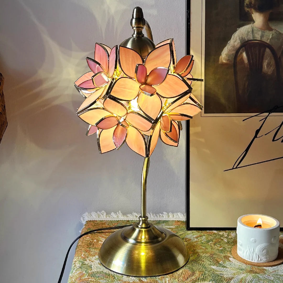 Tiffany_Flowers_Glass_Table_lamp_8