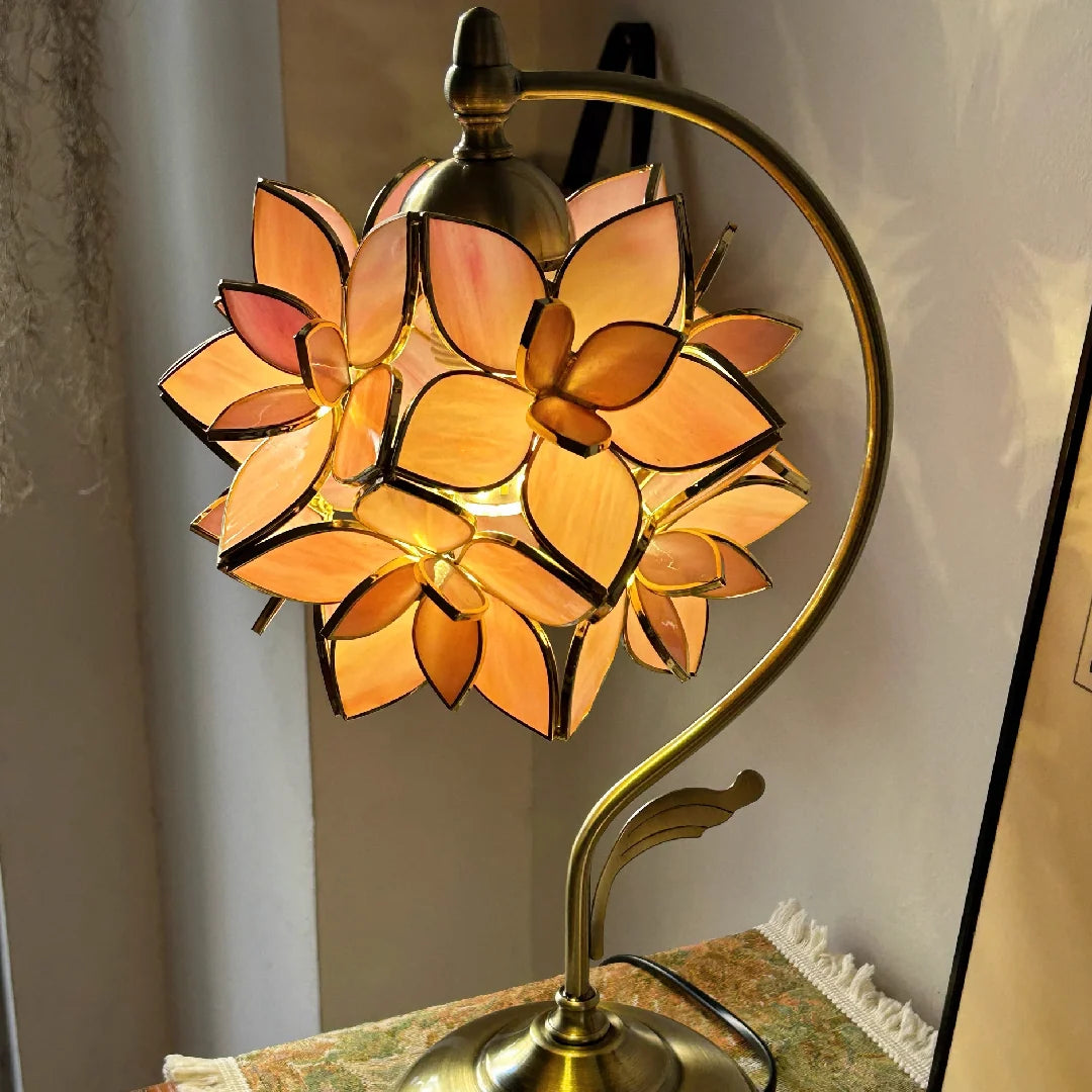 Tiffany_Flowers_Glass_Table_lamp_9