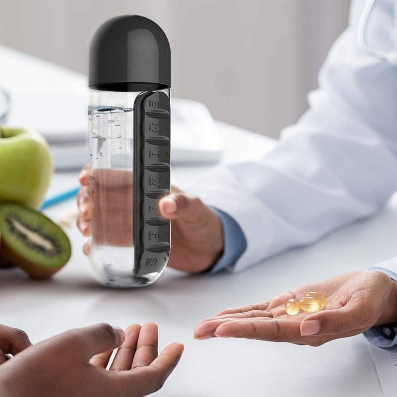 Weekly Pill Organiser Spring-Assisted Removable Day-Marked with Cup Lid 10