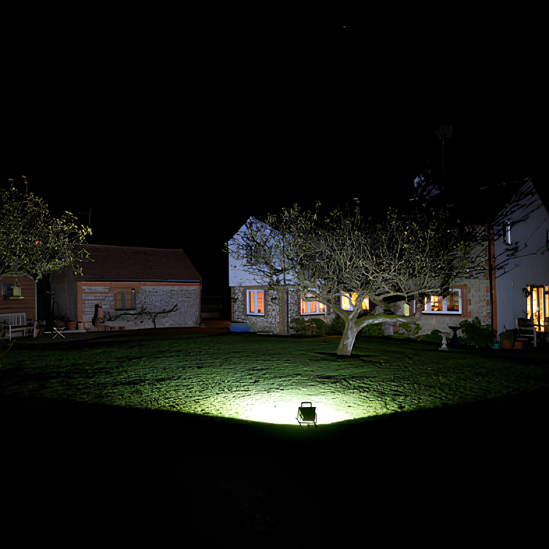 Solar LED Floodlight USB Rechargeable Weatherproof with 2000 Lumen Output 7