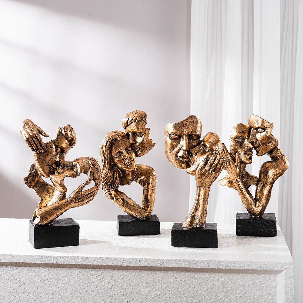 Abstract Kiss Sculpture Resin 16-18 cm | Black or Bronze Finish | Textured Couple Statue for Shelf, Sideboard, Nightstand