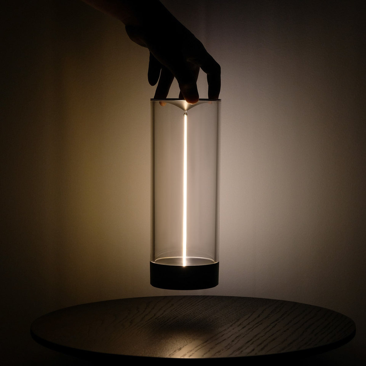 Cordless LED Lamp Rechargeable Touch-Sensitive with Collapsible String