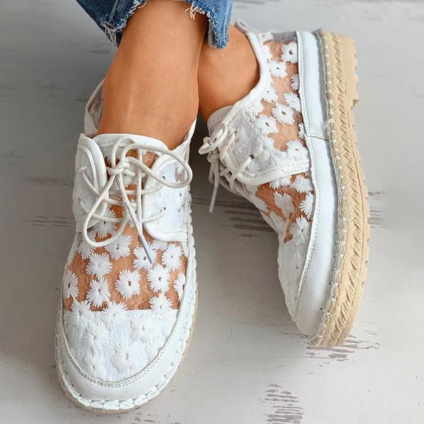 Floral Lace - Lace-Up - Rubber Sole