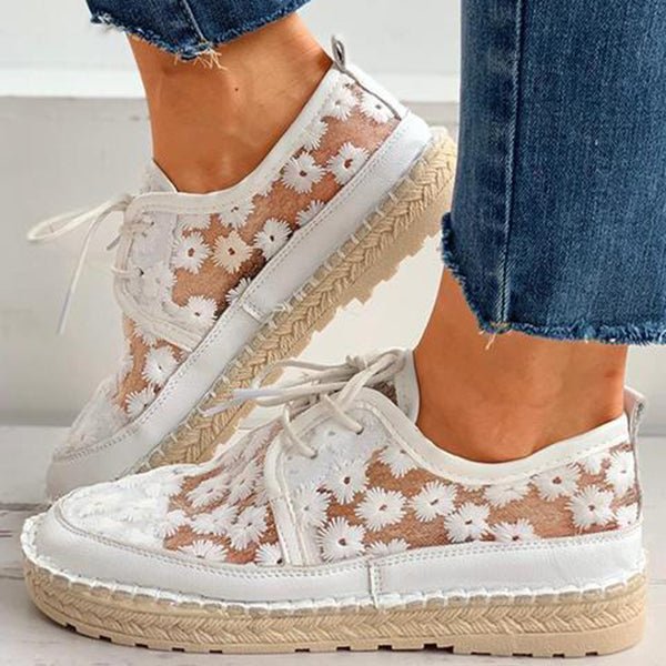 Floral Lace - Lace-Up - Rubber Sole