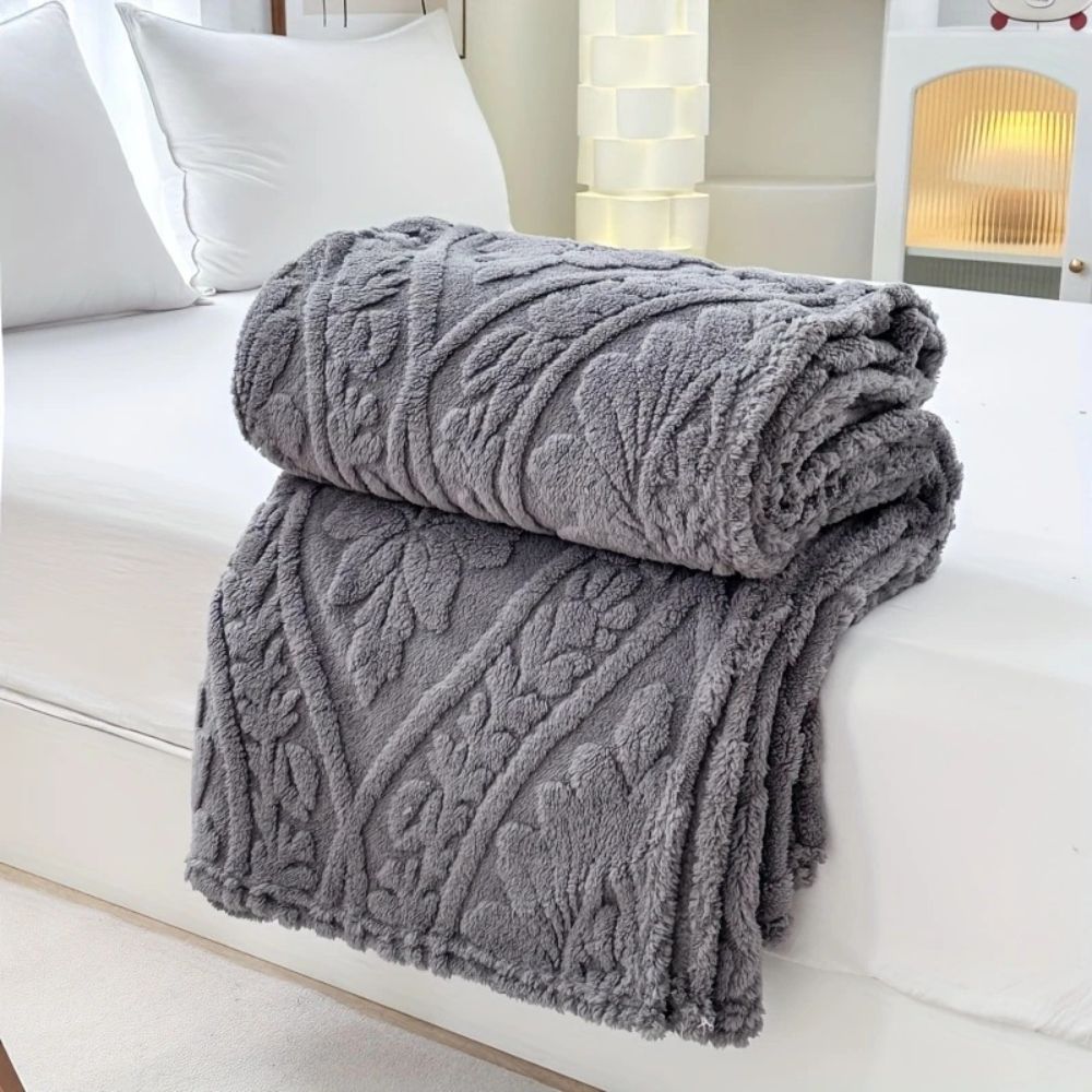 Jacquard Throw Blanket Microfiber Lightweight with Geometric Pattern
