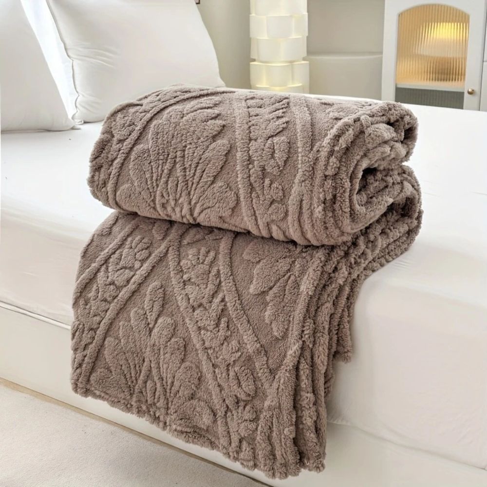Jacquard Throw Blanket Microfiber Lightweight with Geometric Pattern