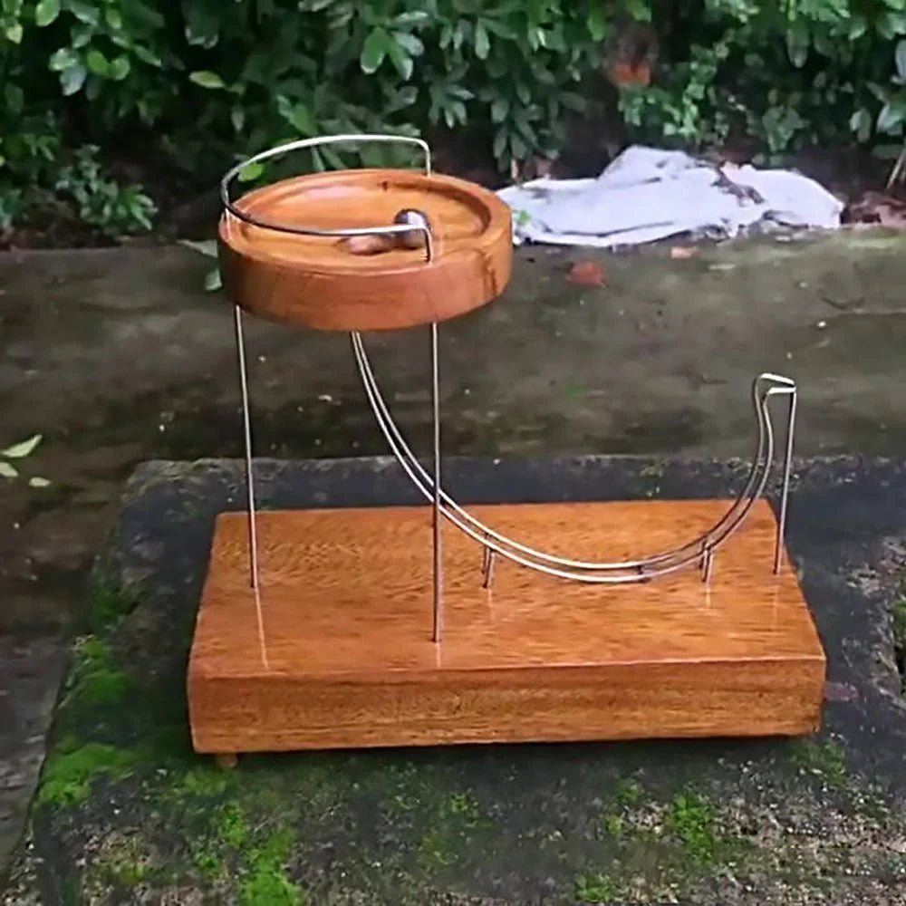 Machine Kinetic Art Motion | Wire Track, Raised Platform