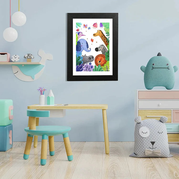 Magnetic Picture Frame Lightweight Impact-Resistant with 150-Artwork Capacity