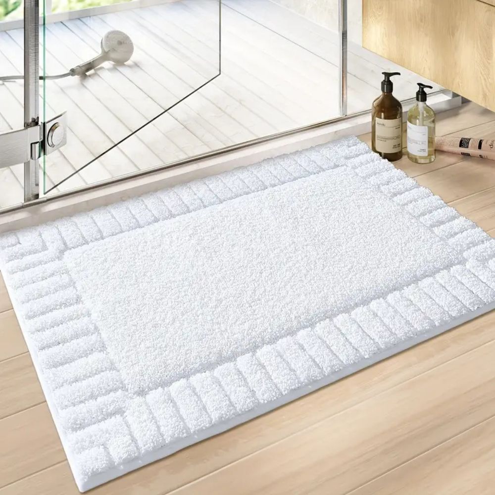 Minimalist Stripe - Non-Slip Bath Mat - Soft Flocking Material
