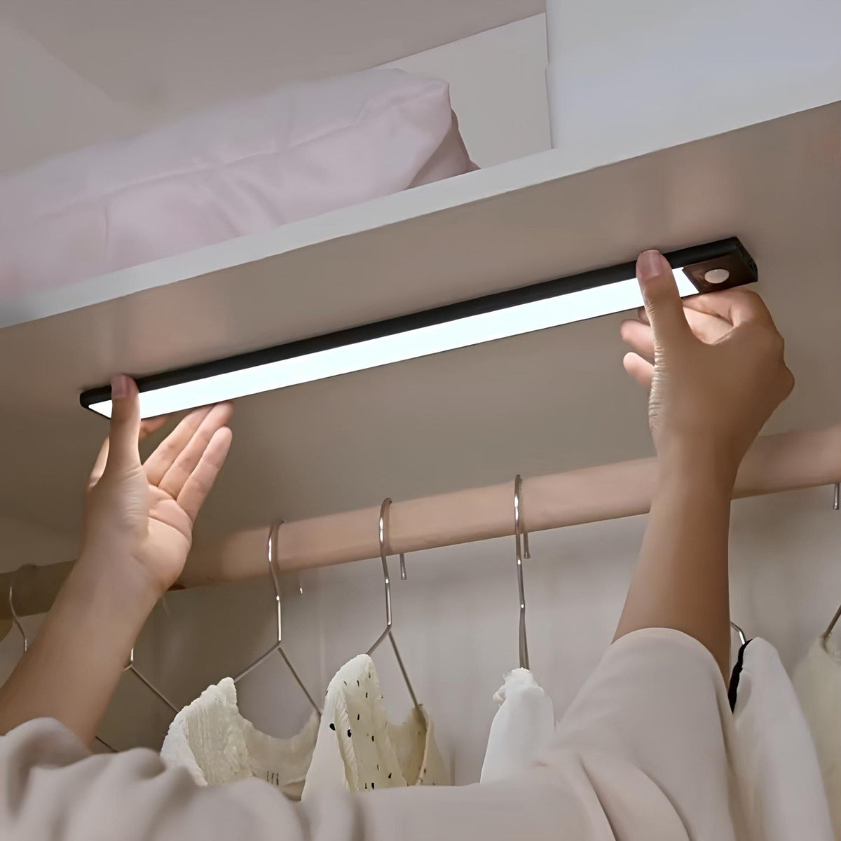 Motion Sensor LED Light Bar | Warm/Natural/Cool Tones | Magnetic Mount, Dimmable, No Wiring