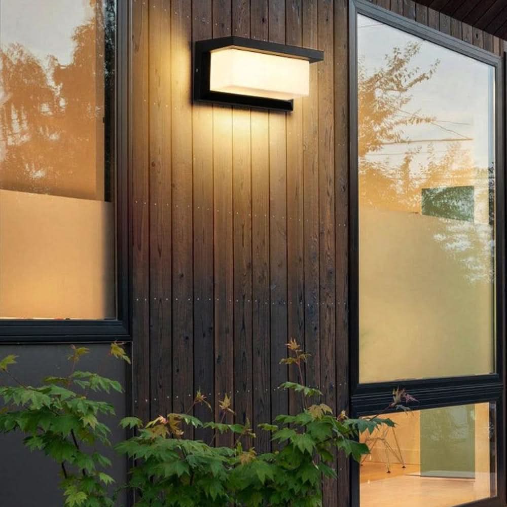 Motion Sensor Wall Light Outdoor Weatherproof Aluminium PC with 18 W LED