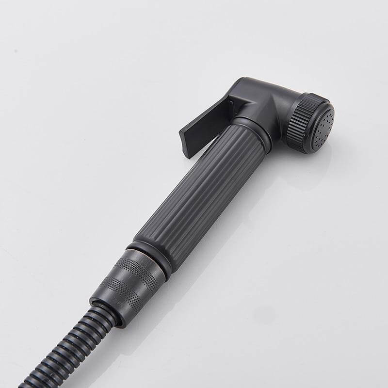 Rotating Sink Faucet 360 Swivel Brass Ceramic Valve with Pull-Out Sprayer