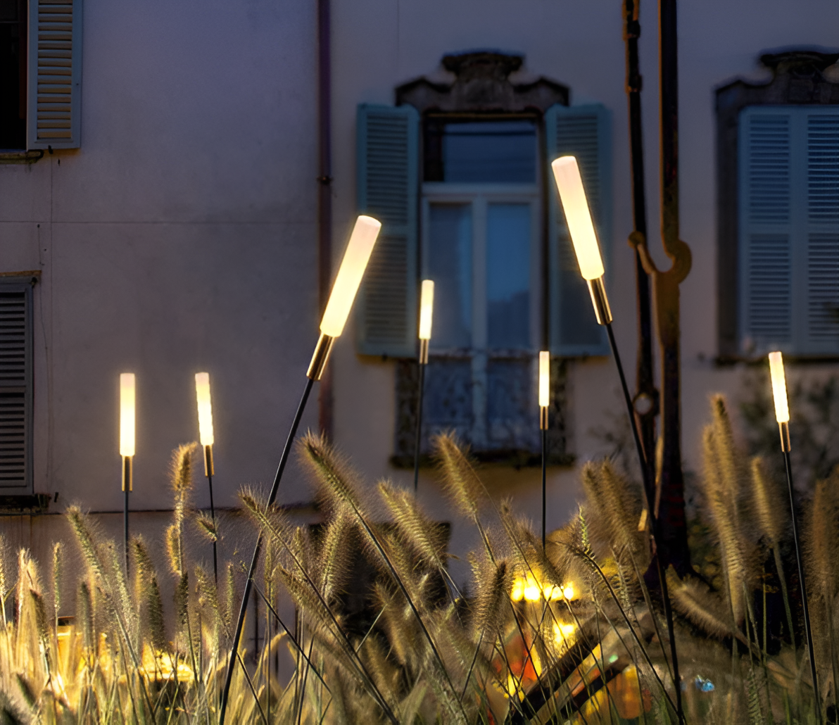 Solar Outdoor Lights with Weather-Resistant Design - Modern LED for Gardens - IP65