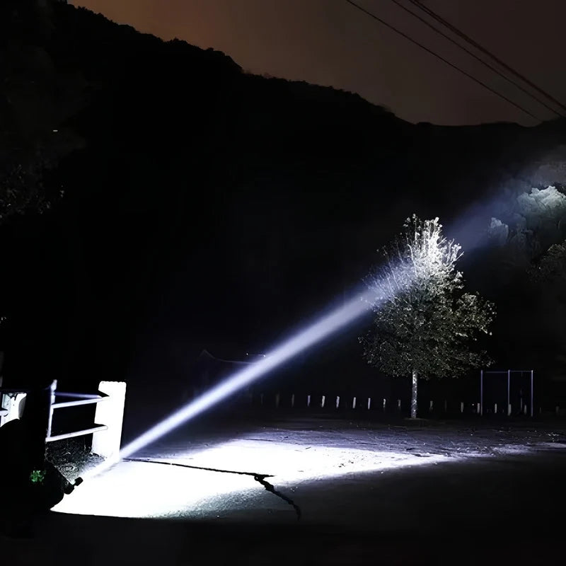 Telescopic Zoom Torch | Beam Distance Over 500 Metres | Rechargeable 4000 mAh Battery, USB-C Charging, 7-10 Hour Runtime
