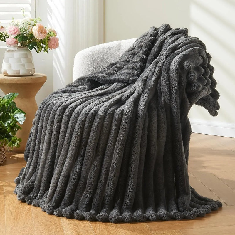 Textured Ridge Throw Blanket Polyester | Multiple Sizes & 8 Colours | Chunky Pile Adds Warmth, Machine Washable