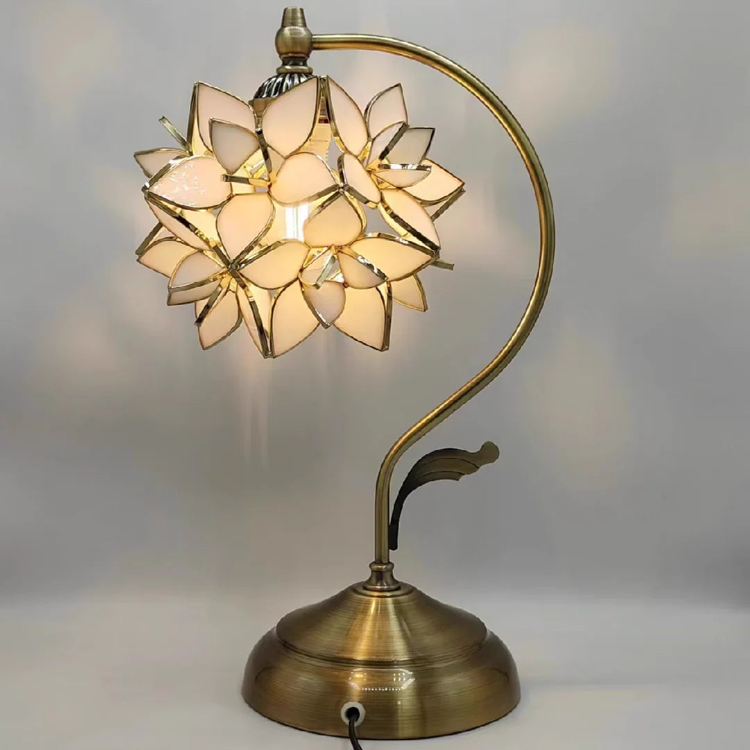 Tiffany_Flowers_Glass_Table_lamp_16