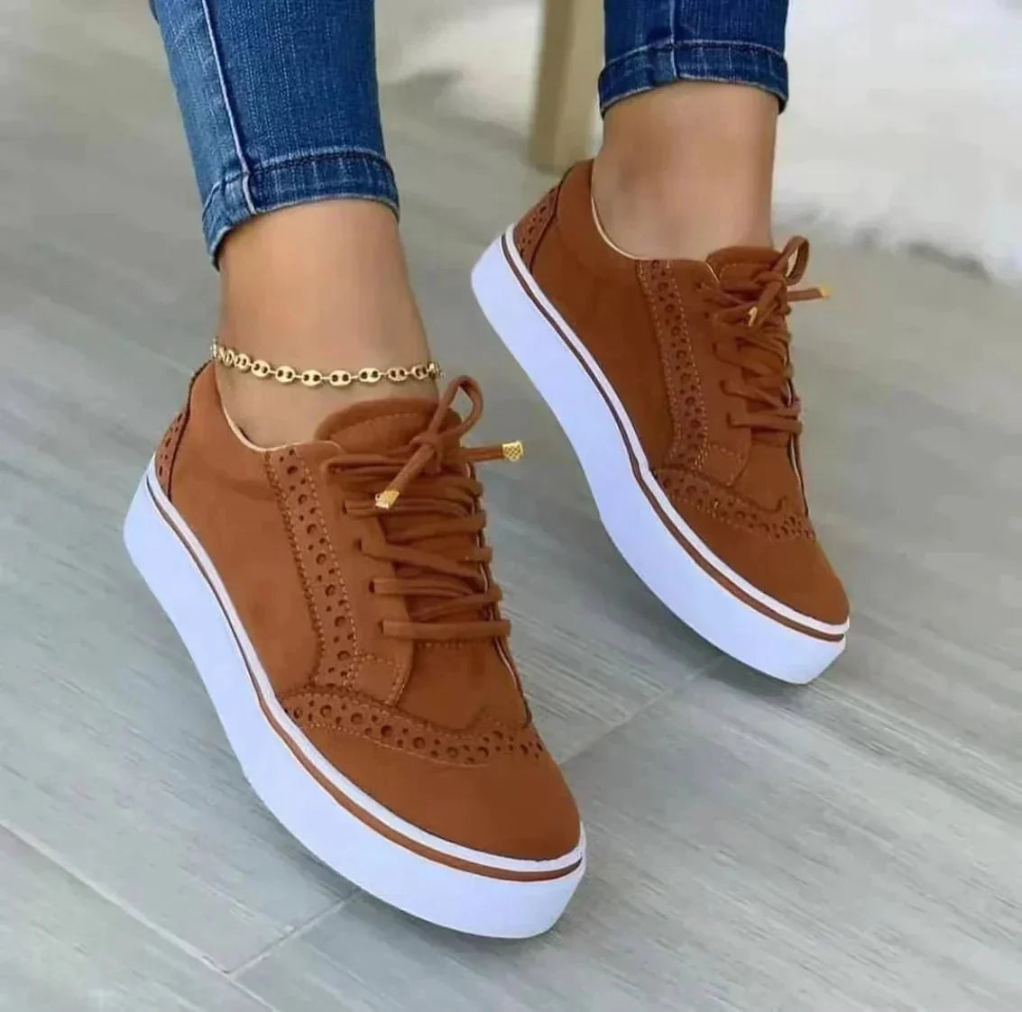 Women's Lace-Up Platform Sneakers - PU - Brogue - Flat Sole