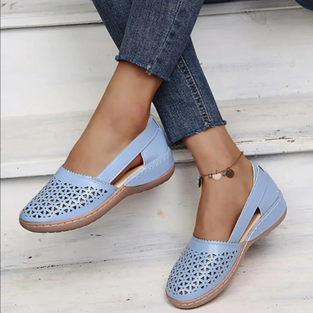 Women's Shoes - Orthopedic Design - Ergonomic Support - Lace-Up