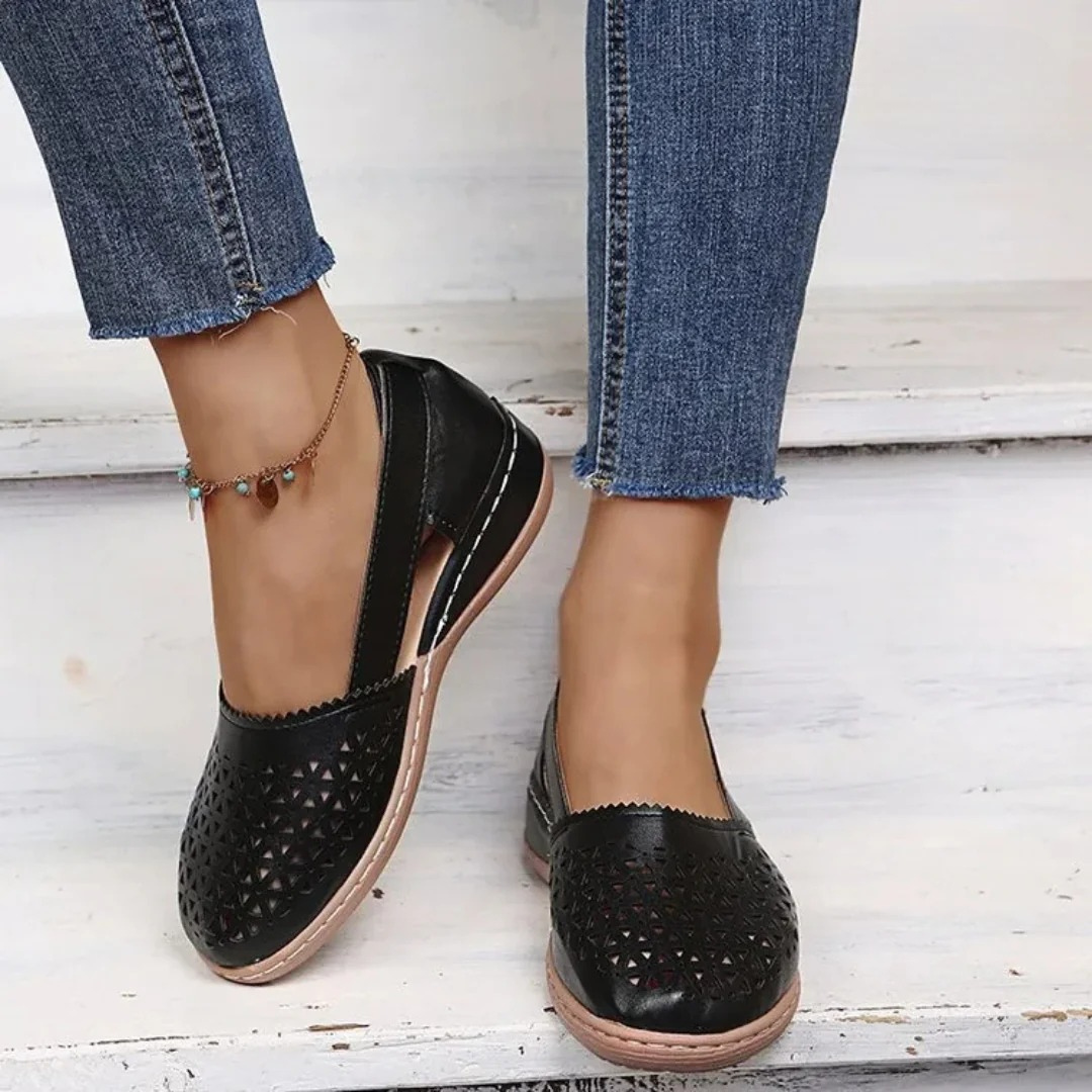 Women's Shoes - Orthopedic Design - Ergonomic Support - Lace-Up